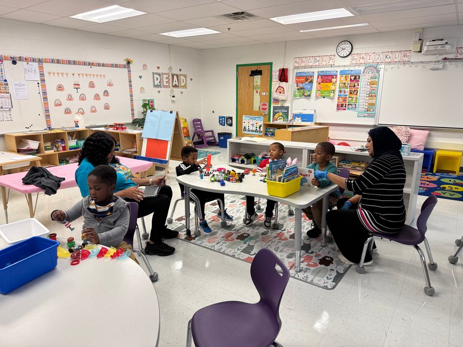 Lowery’s class at Stratford Landing